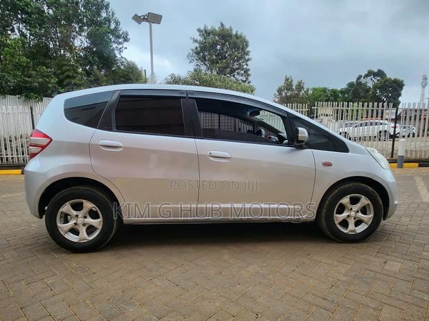Honda Fit 2010 Silver