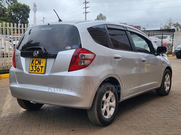Honda Fit 2010 Silver