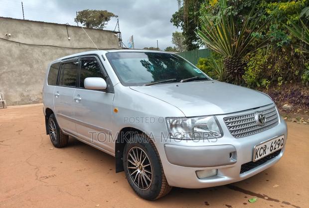 Toyota Succeed 2013 Silver