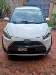 Toyota Sienta 2017 White for sale