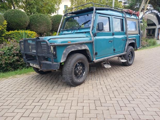 Land Rover Defender Base 4x4 1993 Green