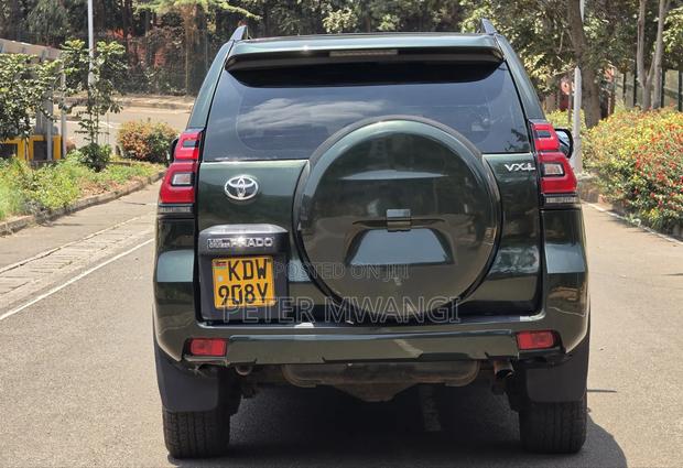 Toyota Land Cruiser Prado 2014 Black
