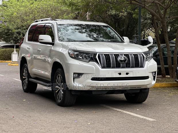 Toyota Land Cruiser Prado 2.8 2020 Off white