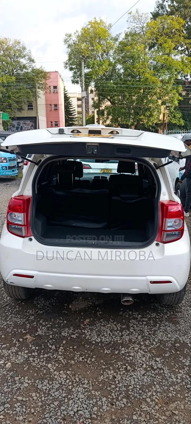 Toyota IST 2010 White