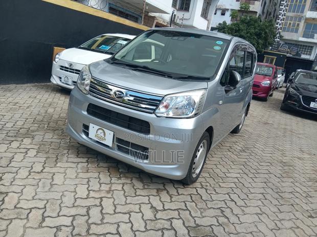 Daihatsu Move 2019 Silver