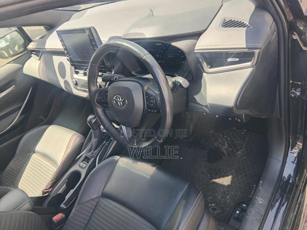 Toyota Corolla 2019 Blue