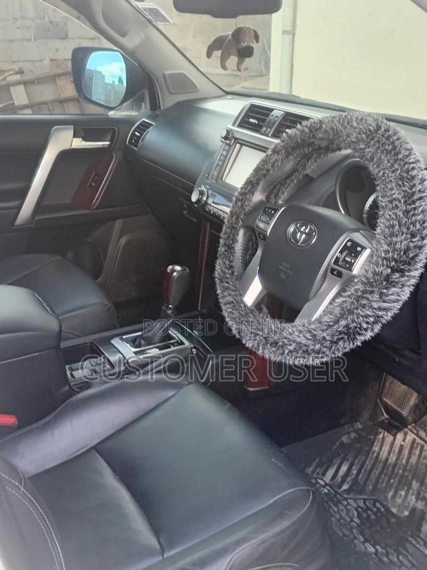 Toyota Land Cruiser Prado 2.7 2017 Pearl