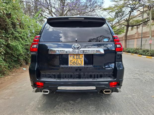 Toyota Land Cruiser Prado 2.7 2018 Black