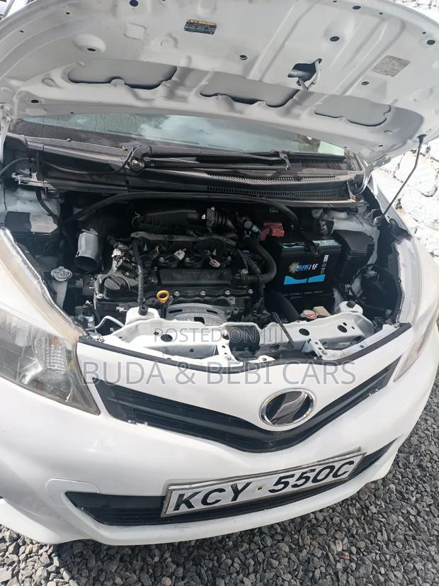 Toyota Vitz 2013 White