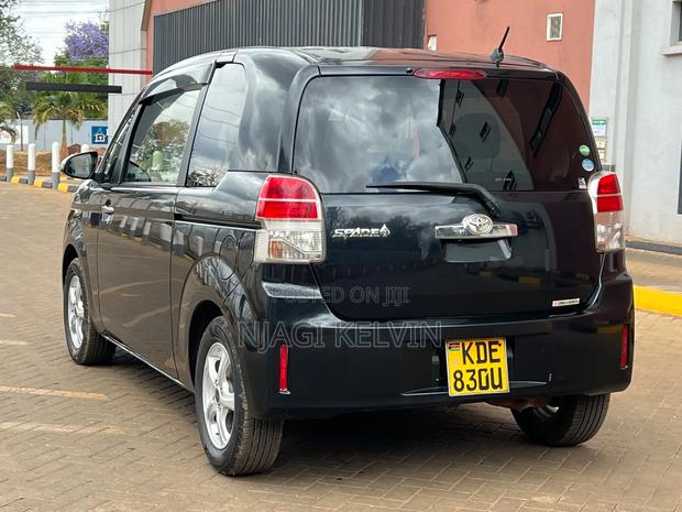 Toyota Spade 2015 Black