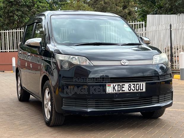 Toyota Spade 2015 Black