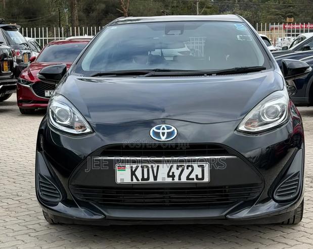 Toyota Aqua 2018 Matt Black