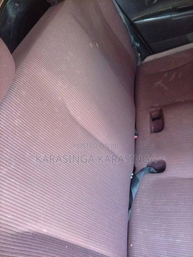 Toyota Vitz 1.0 FWD 5dr 2012 Silver