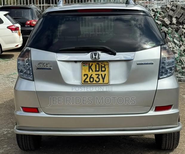 Honda Fit Shuttle 2014 Gray