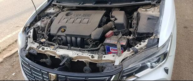 Toyota Premio 2015 White