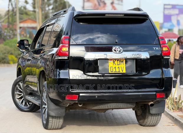 Toyota Land Cruiser 2018 Black