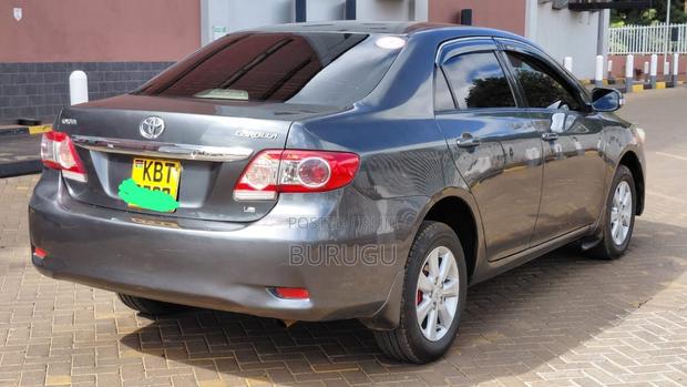 Toyota Corolla 2012 Gray