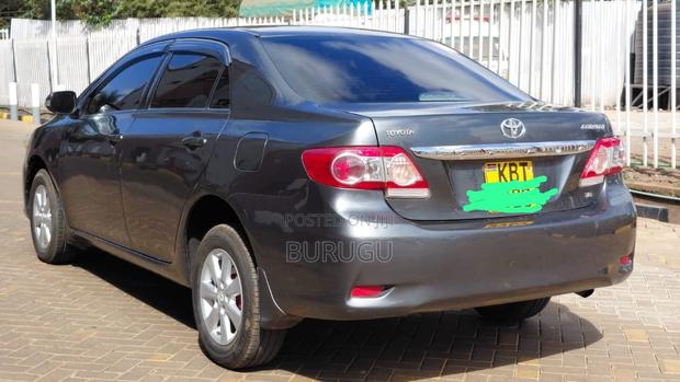 Toyota Corolla 2012 Gray