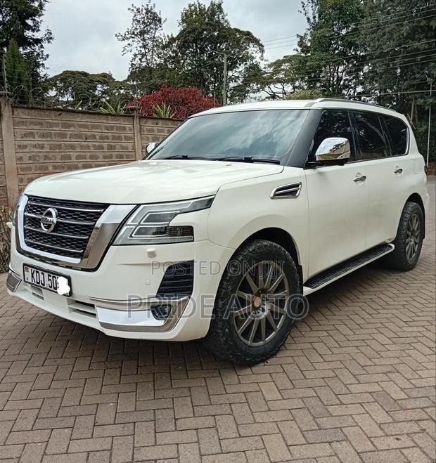 Nissan Patrol 2013 White