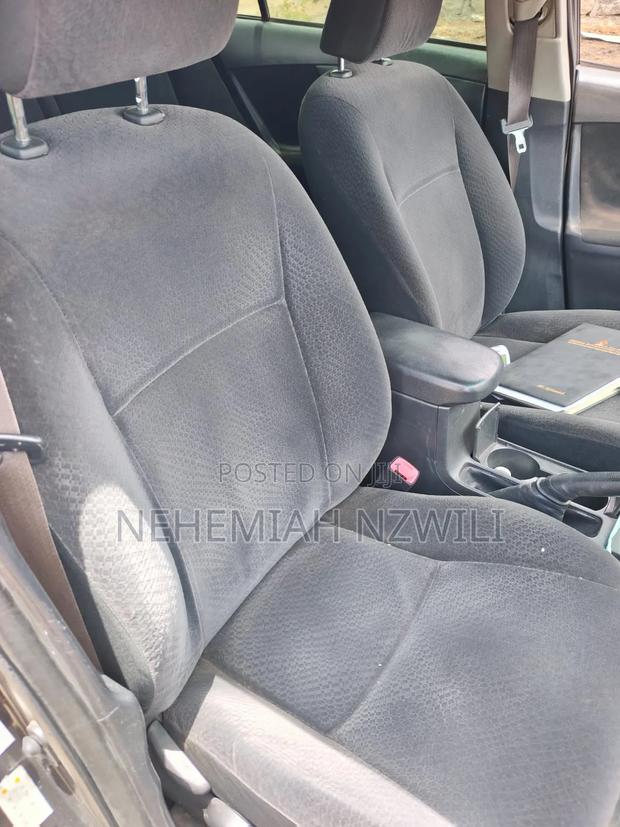 Toyota Corolla Fielder 2011 Black
