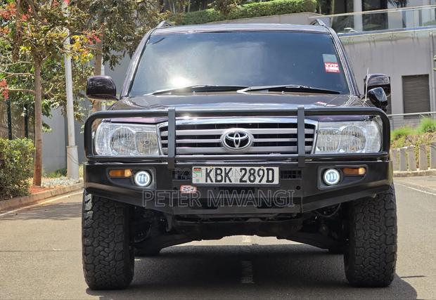 Toyota Land Cruiser 2005 Maroon