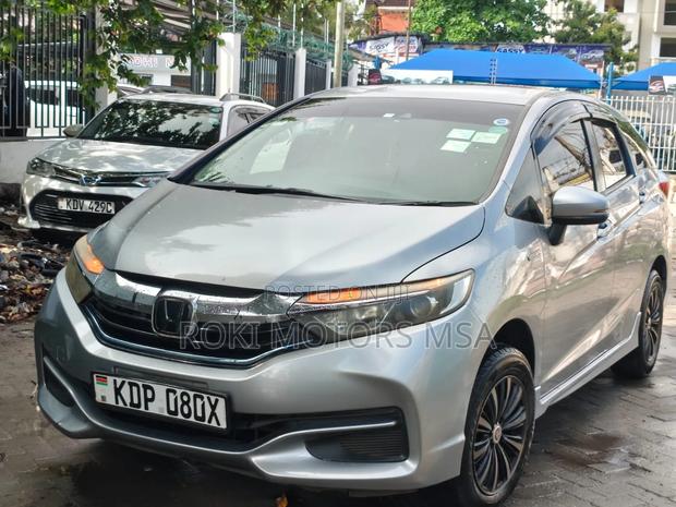 Honda Shuttle 2016 Silver