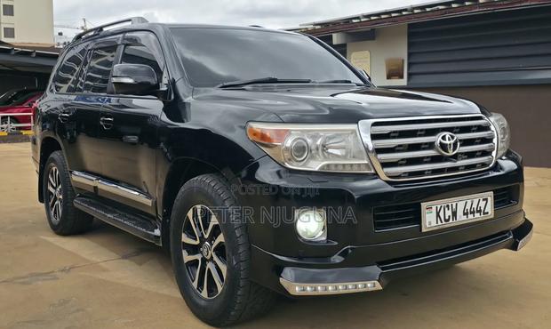 Toyota Land Cruiser 4.6 V8 GX 2012 Black