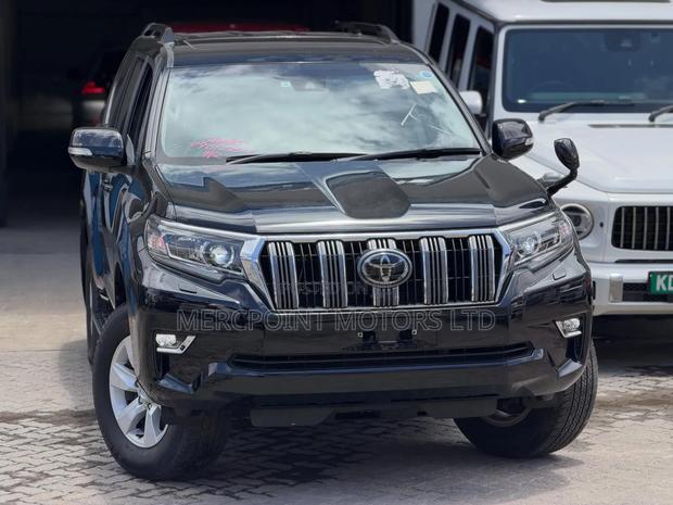 Toyota Land Cruiser Prado 2.8 2020 Matt Black