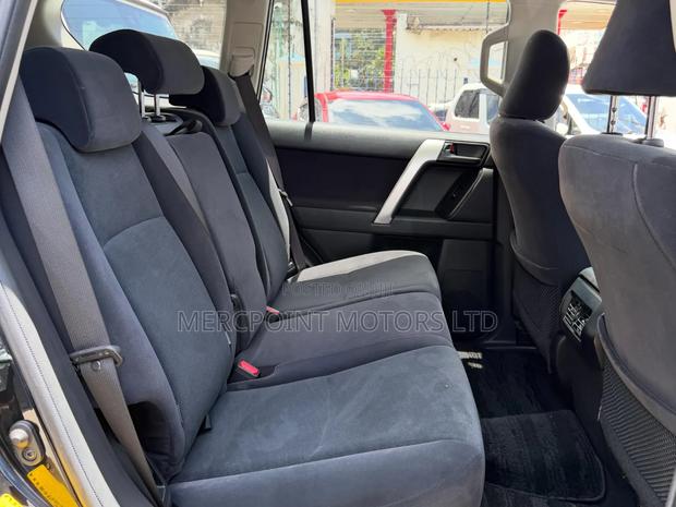 Toyota Land Cruiser Prado 2.8 2020 Matt Black