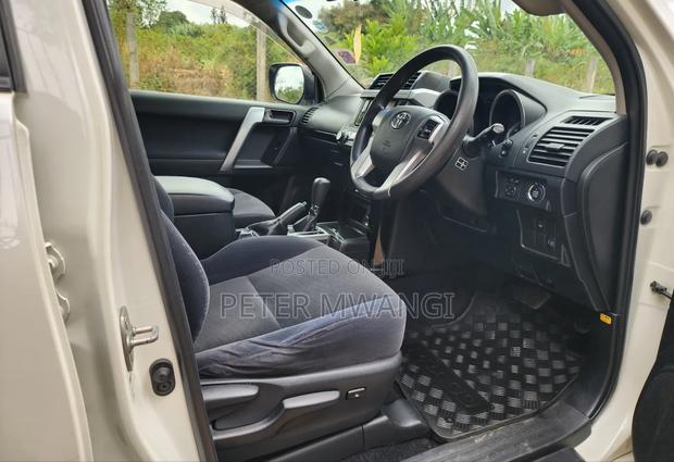 Toyota Land Cruiser Prado 2016 White