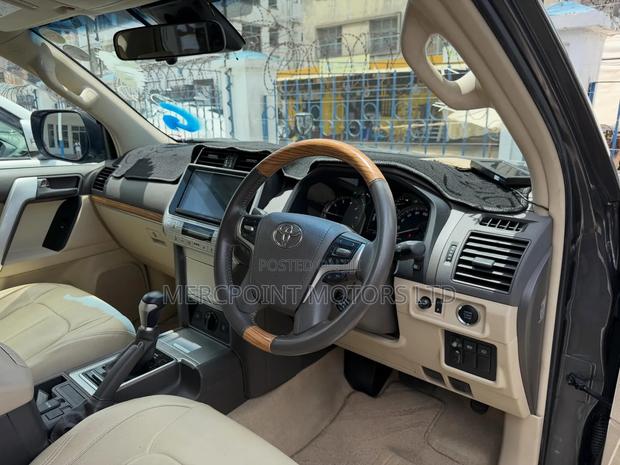 Toyota Land Cruiser Prado 2019 Purple