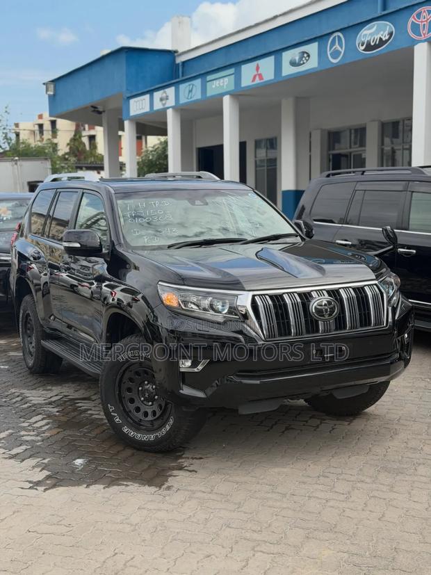 Toyota Land Cruiser Prado 2019 Black