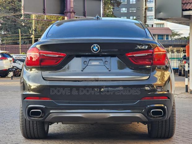 BMW X6 xDrive50i AWD 2018 Brown