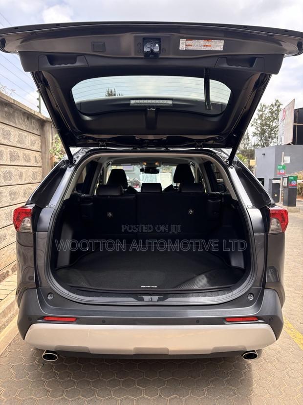 Toyota RAV4 Adventure 2019 Gray