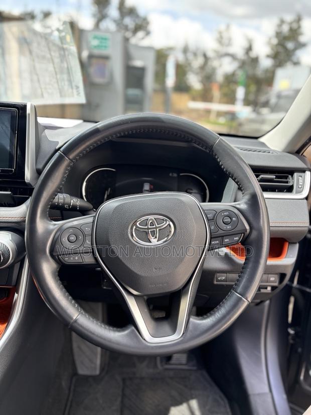 Toyota RAV4 Adventure 2019 Gray