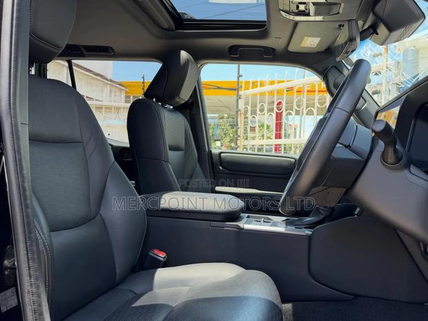 Toyota Land Cruiser Prado 2.7 2024 Matt Black