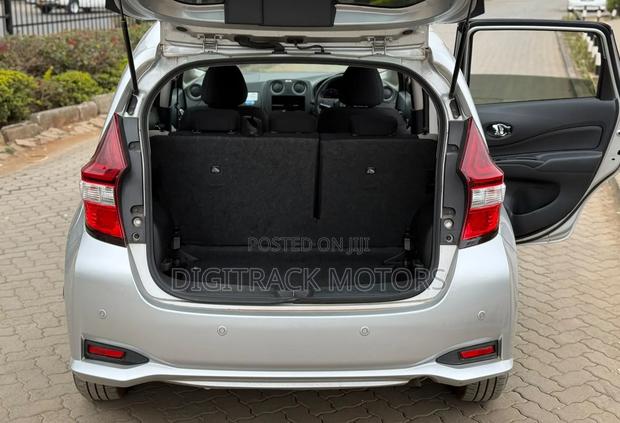 Nissan Note 2019 Silver