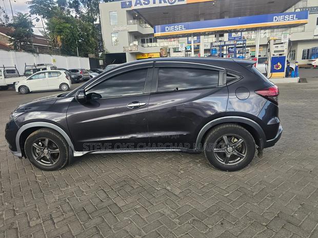 Honda Vezel 1.5 Hybrid 2WD 2019 Black