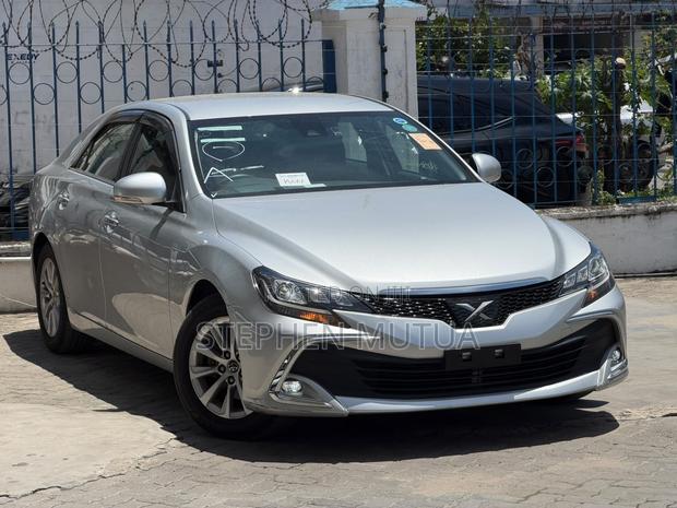 Toyota Mark X 2.5 RWD 2019 Silver