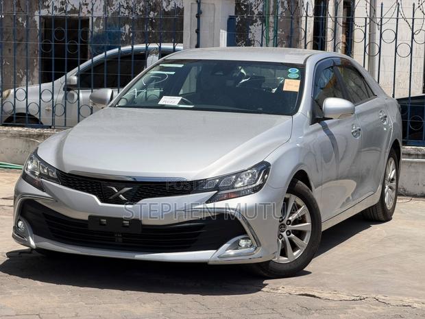 Toyota Mark X 2.5 RWD 2019 Silver