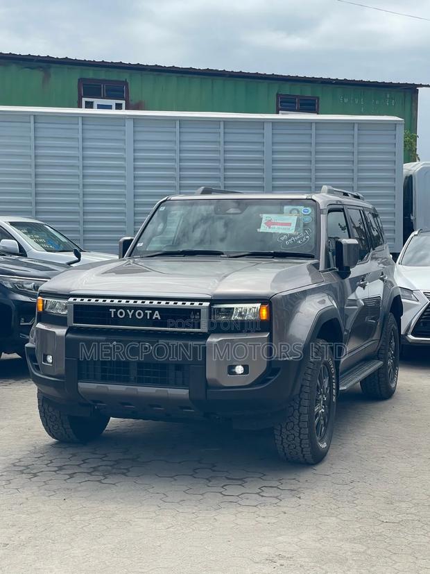 Toyota Land Cruiser Prado 2024 Gray