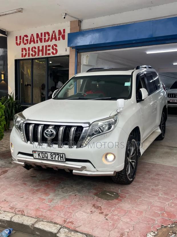 Toyota Land Cruiser Prado 2.8 2017 Black