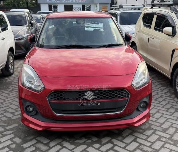 Suzuki Swift 2019 Red