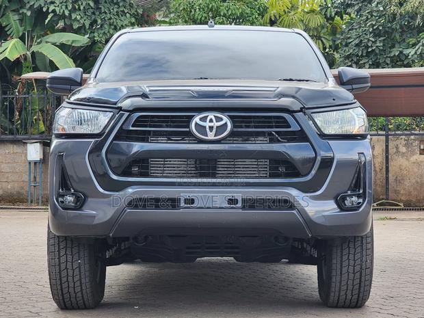 Toyota Hilux Revo Single Cab Deisel 2.8 AWD 2020 Gray
