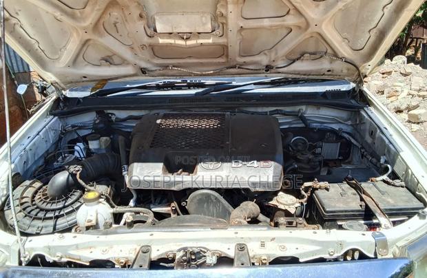 Toyota Hilux 2008 White