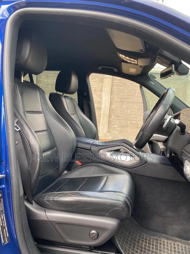 Mercedes-Benz GLE-Class 2020 Blue