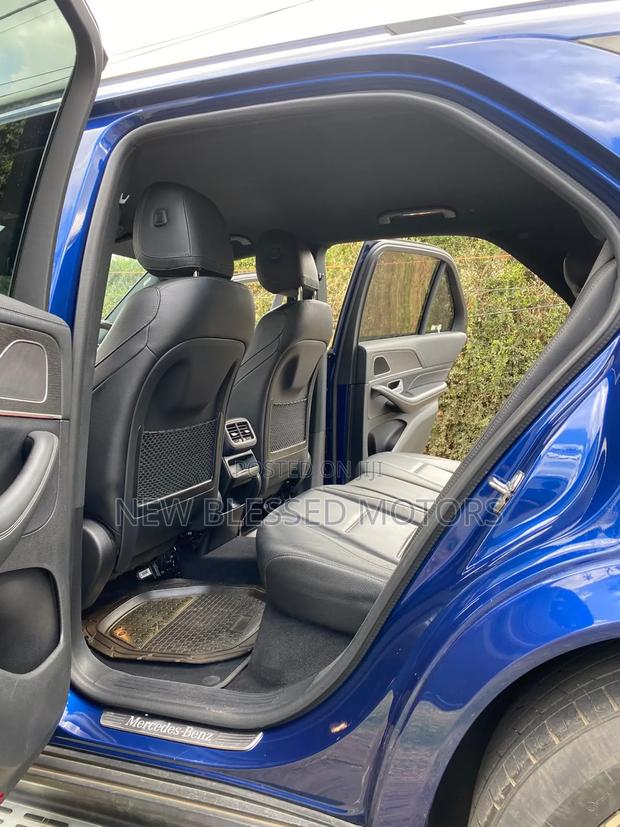 Mercedes-Benz GLE-Class 2020 Blue