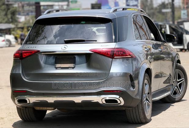Mercedes-Benz GLE-Class 2020 Blue
