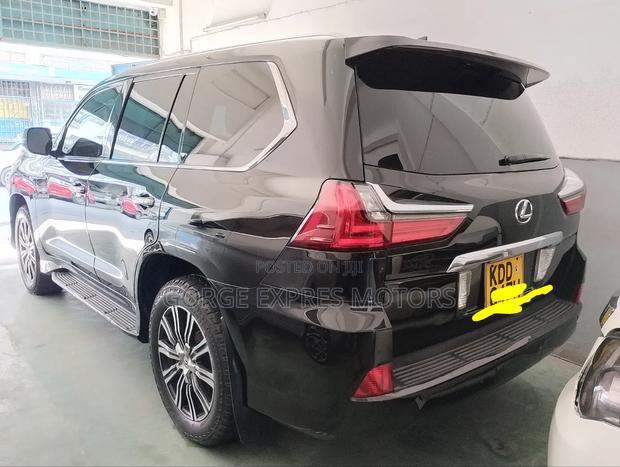 Lexus LX 570 AWD 2015 Black