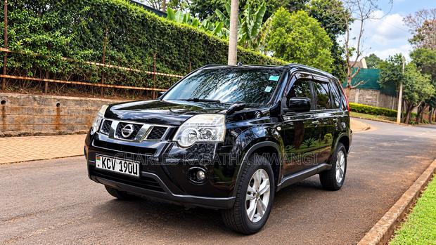 Nissan X-Trail 2.0 Petrol XE 2012 Black